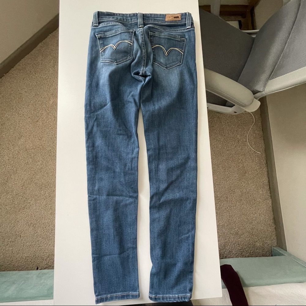 Jeans - Picture 2 of 4